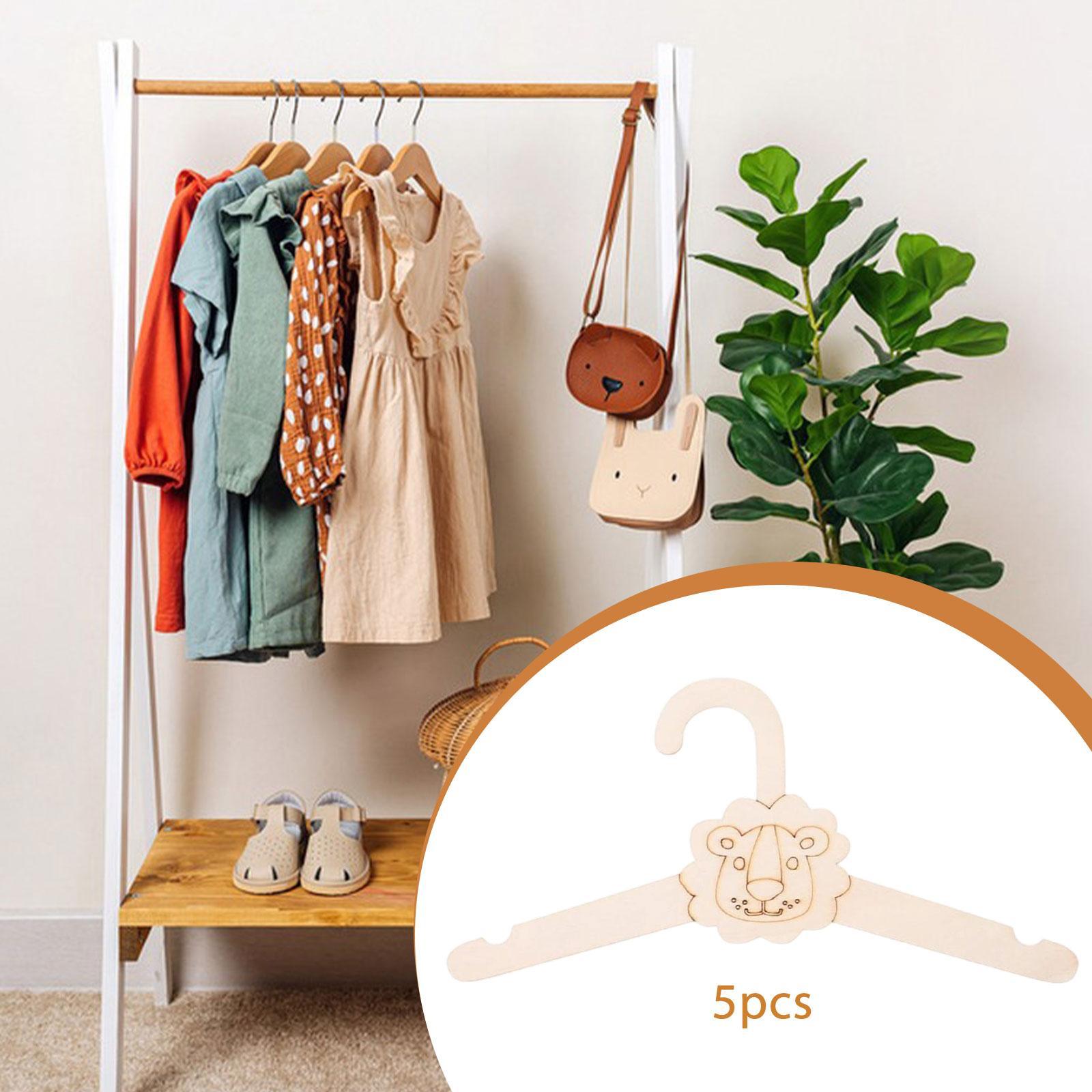 Small Clothes Hangers for Kids - đánh giá và giá Baby Nursery Closet Organization